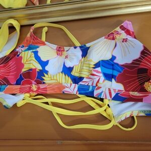Cupshe Floral Bikini Top - Multicolor